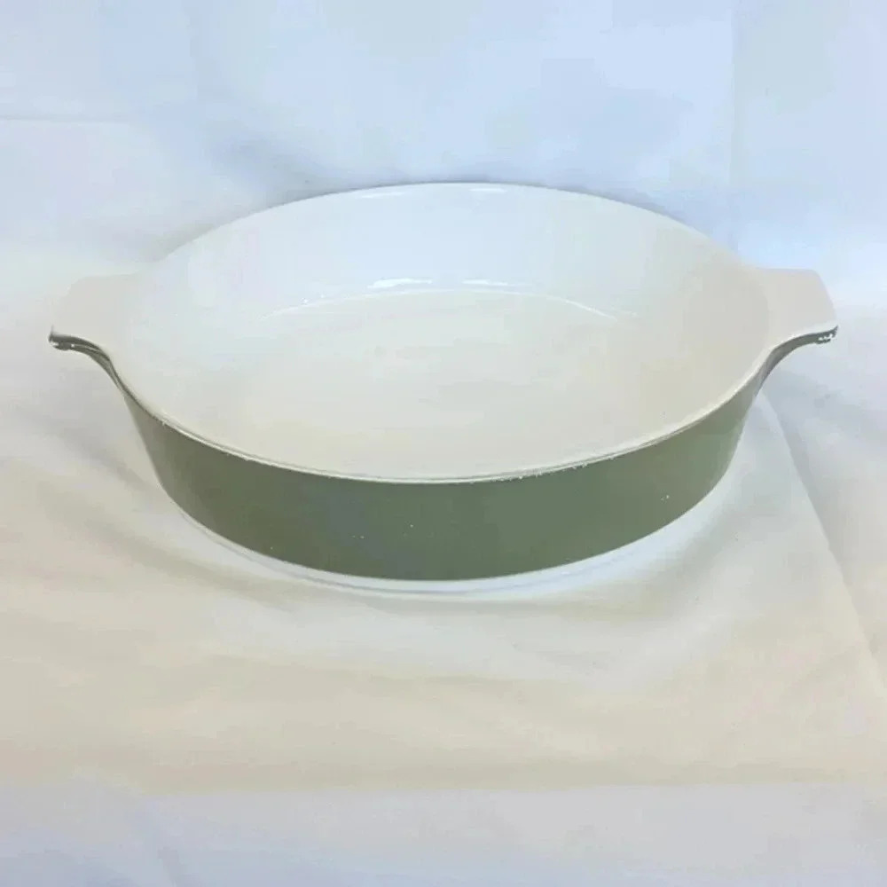 Vintage Corning Ware Dish Bowl Avocado Green P-708.5 B  8 1/2"